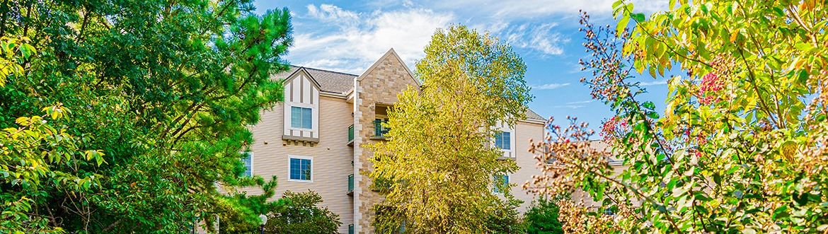 Covenant Senior Living Inverness building in Tulsa Oklahoma surrounded by trees and blue sky