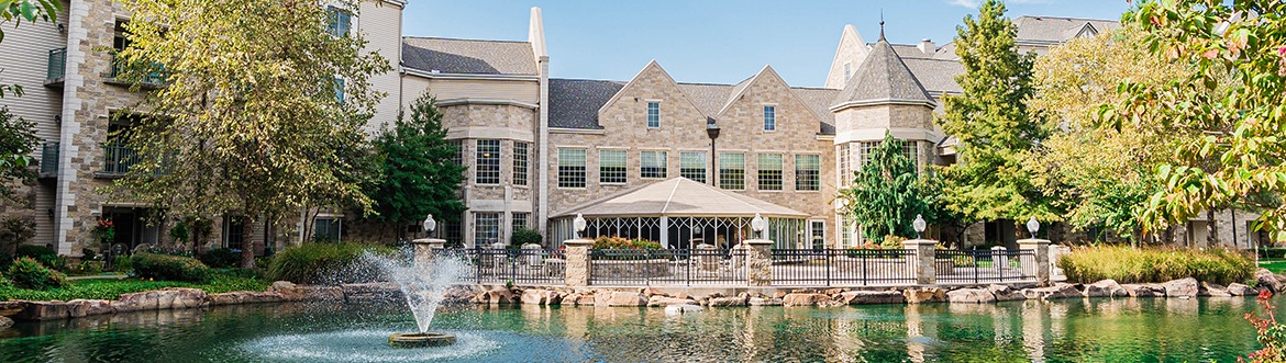 Covenant Senior Living Inverness building in Tulsa Oklahoma with a pond and fountain